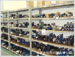 新源挖掘机底盘配件 晋中榆次区工程机械设备与配件的可靠选择